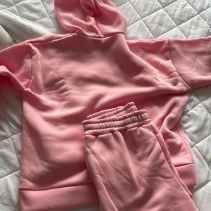 Unworn pink sweatsuit
